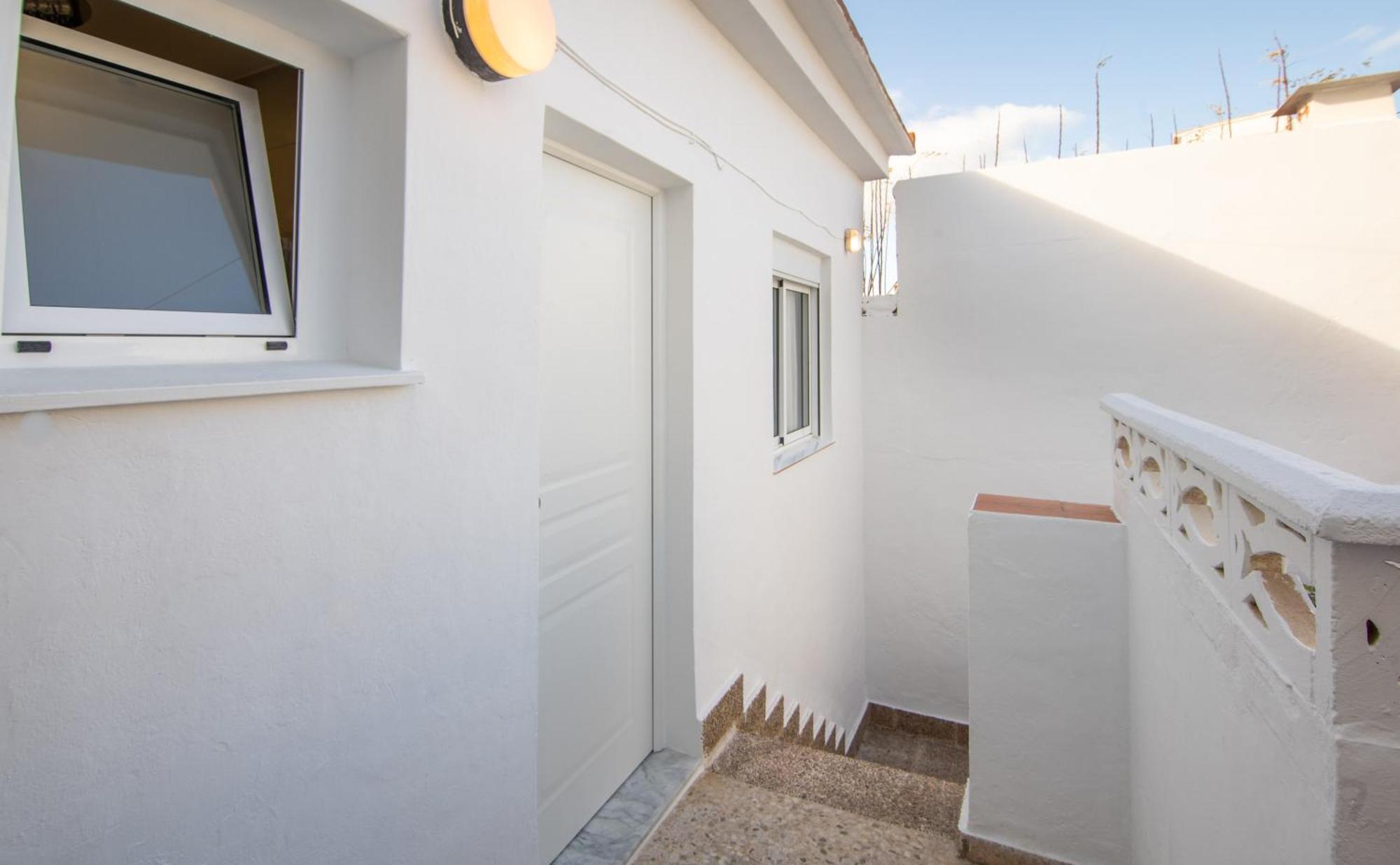 Beachfront House Piles Exterior photo